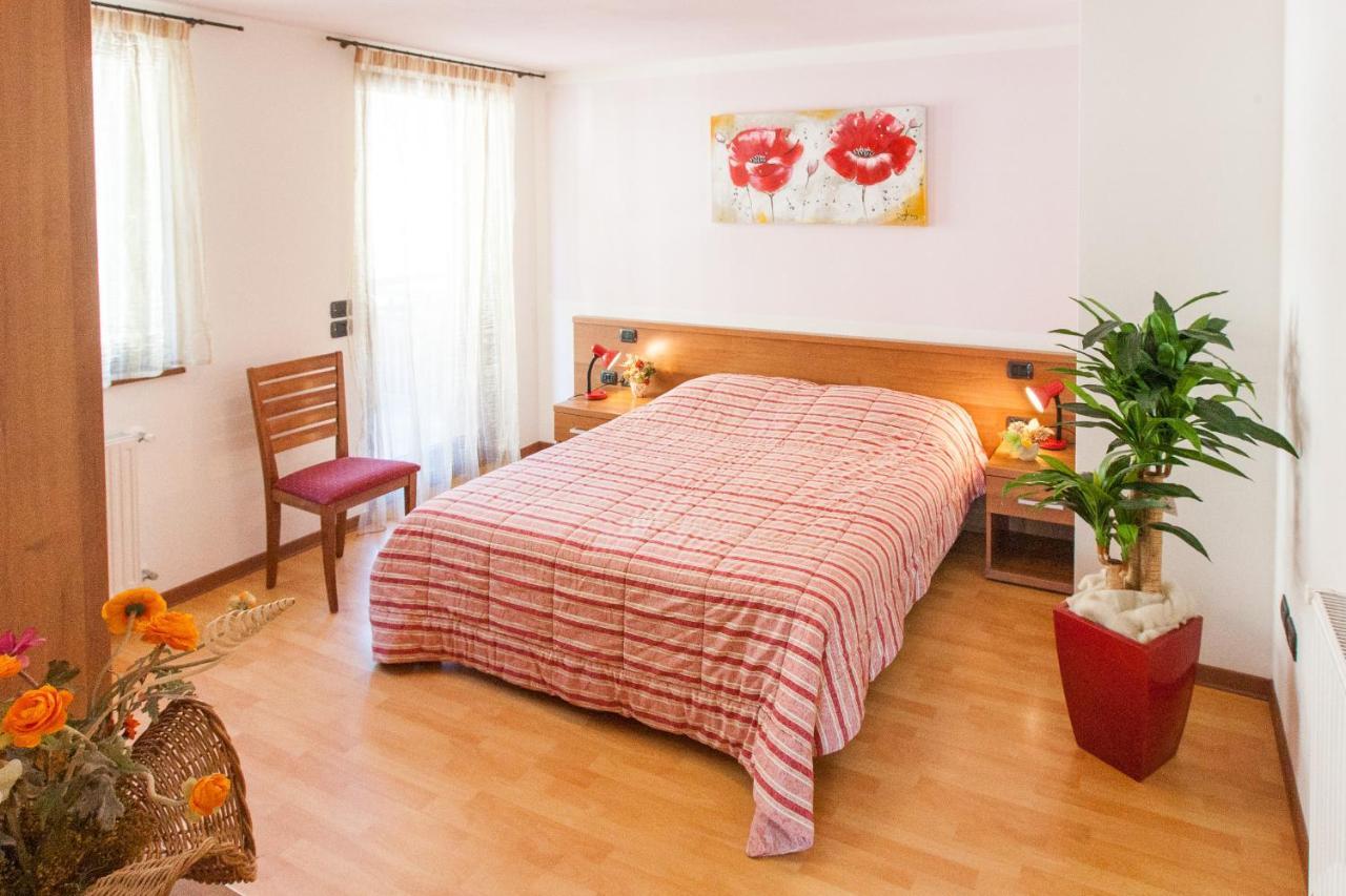Casa Al Moro Apartment ร็อคคา ปิเอโตเร ภายนอก รูปภาพ